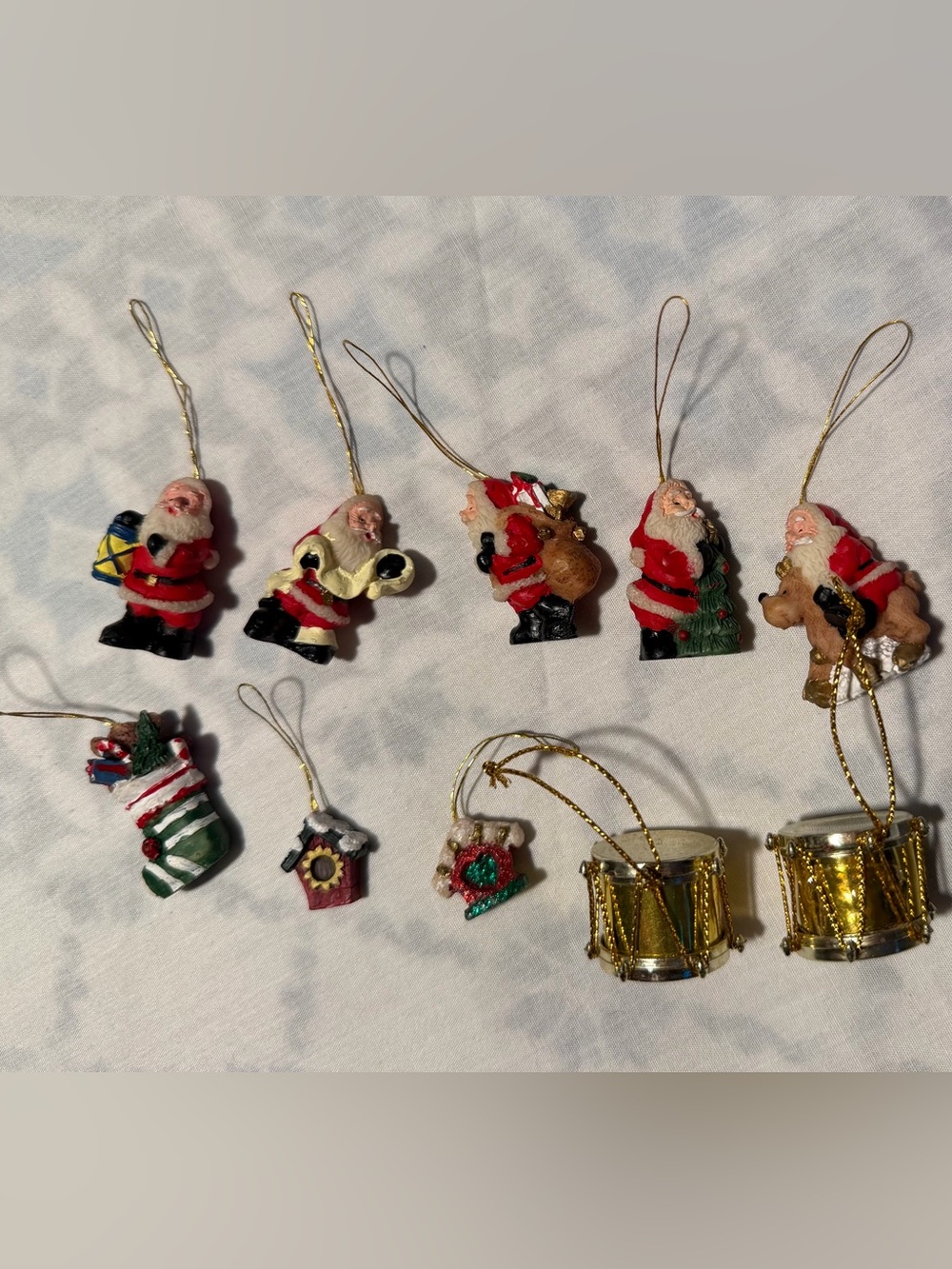 Vintage mini Holiday Santa and Christmas Ornament Set - Red 1โโ